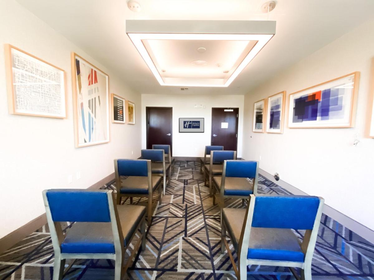 Holiday Inn Express & Suites Frazier Park By Ihg Lebec Exterior photo